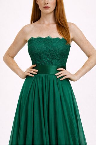 Vestido de fiesta verde esmeralda encaje