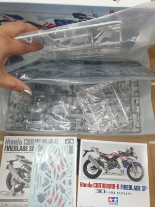 Maqueta Honda CBR1000RR-R Fireblade SP Tamiya
