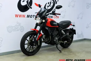 Ducati Scrambler 800 Icon Negra y Roja