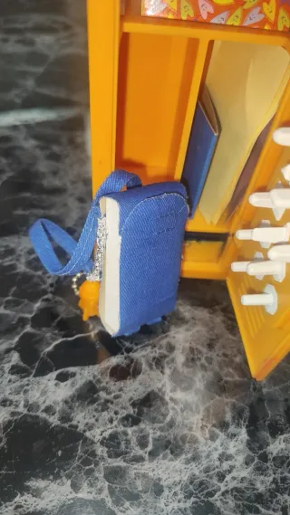 Barbie Vintage con Armadietto