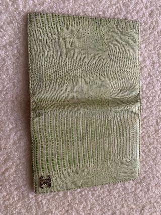 Cartera Chanel verde piel lagarto