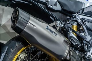BMW R 1250 GS AKRAPOVIC * TOPCASE * IMPECABLE