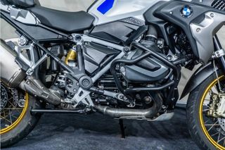 BMW R 1250 GS AKRAPOVIC * TOPCASE * IMPECABLE