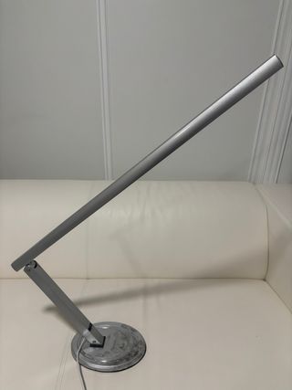 Lámpara de mesa para manicura
