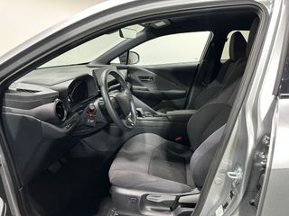 Toyota C-HR 140H ADVANCE