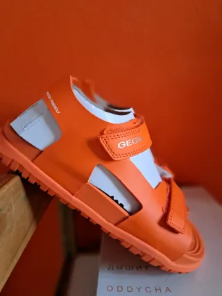 Sandalias Geox Naranja y Blanco