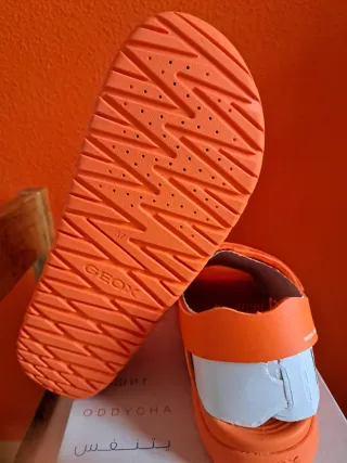 Sandalias Geox Naranja y Blanco