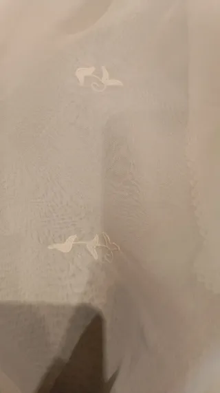 Traje de bautizo y gorrito antiguo.