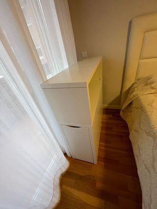 Cabezal de cama 90 cms madera blanca con deposito