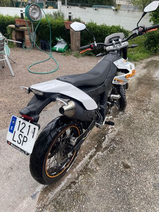 UM DSR 125 CC Supermotard