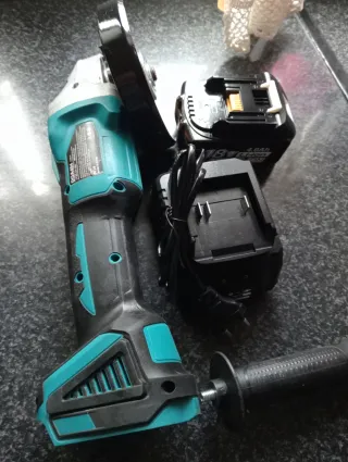 Amoladora Makita 115mm sin uso
