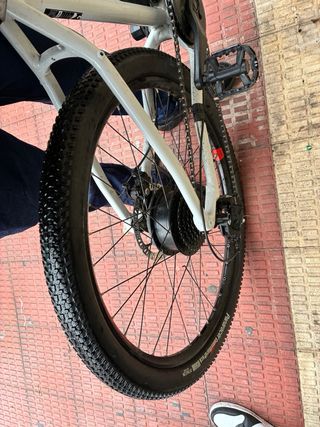 Bicicleta Eléctrica Blanca Rockrider