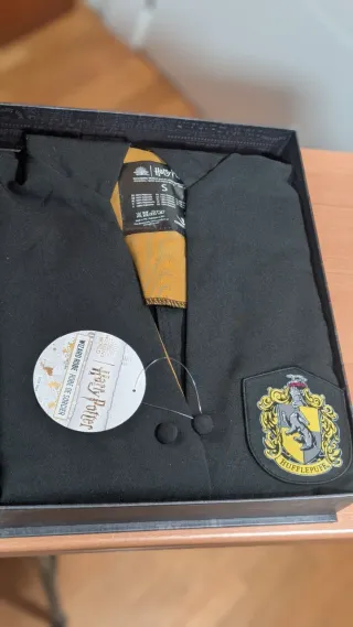 Capa Oficial Harry Potter Hufflepuff Talla S.