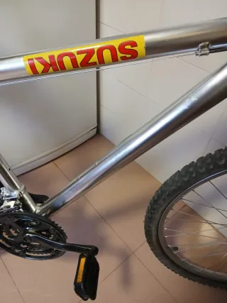 Bicicleta Alyminio Suzuki Plata