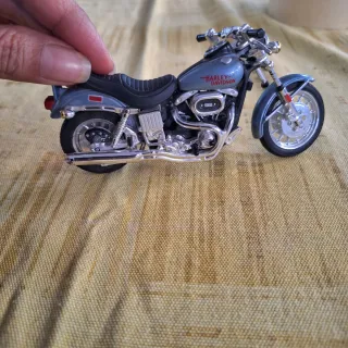 Modellino Moto Harley Davidson Maisto