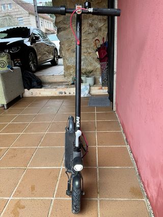 Monopatín Eléctrico Negro