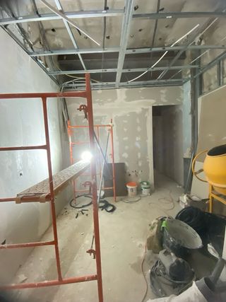 Reformas de Calidad: Pladur, Alicatado y Suelos ️