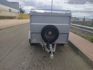 Remolque 750kg 2 ejes y freno