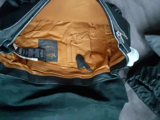 Bolso bandolera negro Norton