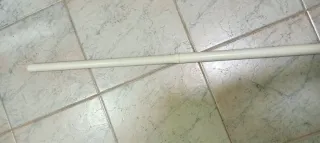 BARRA DE CORTINAS EXTENSIBLE.