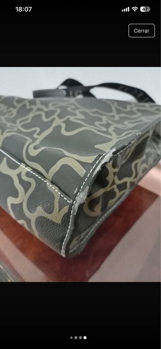 Bolso Negro y Dorado