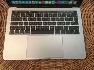 MACBOOK PRO 2019 I5/8/512
