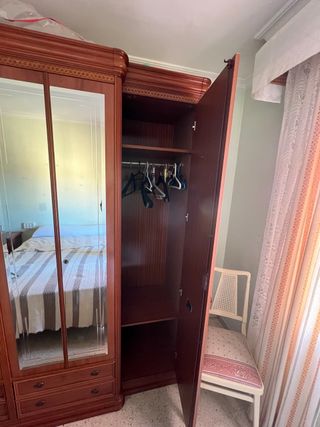 Armario grande con espejos