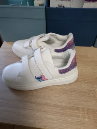 Zapatillas niña talla 35 nuevas