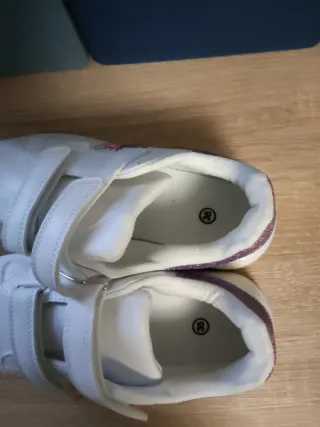 Zapatillas niña talla 35 nuevas