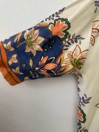 Kimono largo floral estilo boho – lino