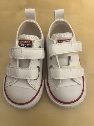 Zapatillas, Talla 18, 20, 23 Y 24. Algunos nuevos