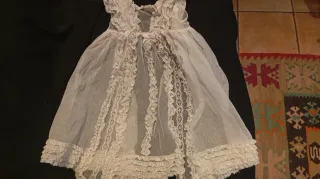 Traje de bautizo antiguo.