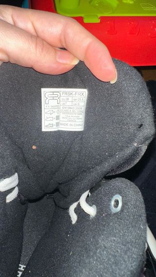 Patines profesionales negros FR skates