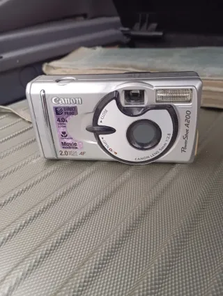 Cámara Canon PowerShot A200 2MP