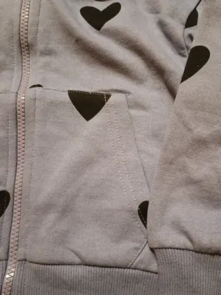 Felpa viola con cappuccio e zip