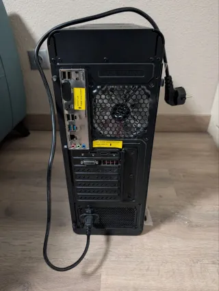 PC STGSivir Escritorio Negro