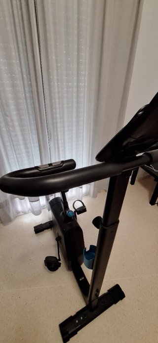 Bicicleta estática DOMYOS 500