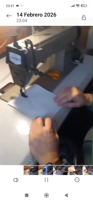 Máquina de coser industrial JUKI