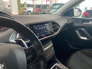 Peugeot 308 1.5 hdi AUTOMATICO 2020