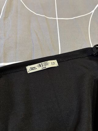 Top negro con encaje