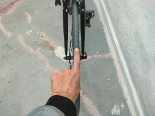 Bicicleta de carretera Btwin gris