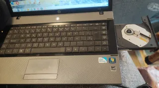 Portátil HP 620 4GB RAM + Cargador