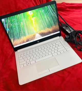Portátil HP 14 DF 003 NS Blanco