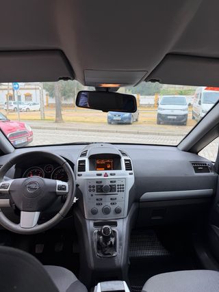 Opel Zafira 1.9 CDTI 2010