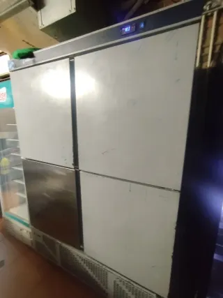 Refrigeración industrial 4 puertas edenox