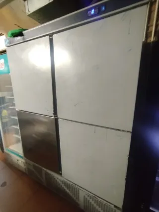 Refrigeración industrial 4 puertas edenox