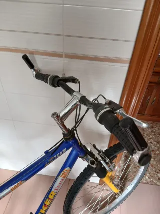 Bicicleta de montaña Hoocker