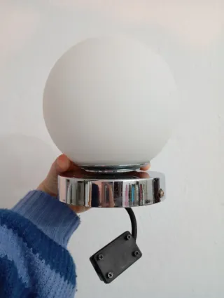 Lámpara globo moderna cromada