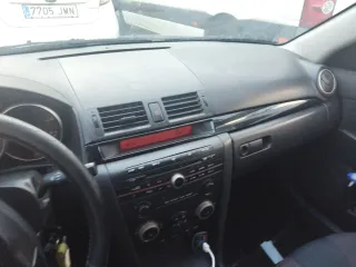 Mazda 3 2004