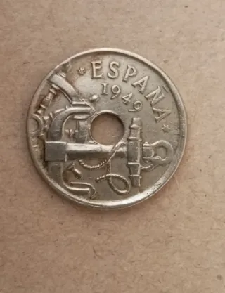50 Céntimos España 1949 con agujero